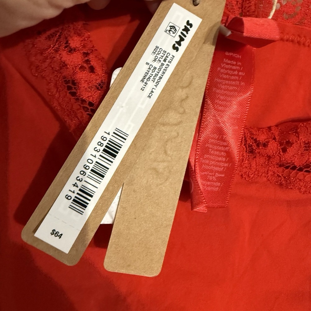 SKIMS Fits Everybody Lace Cami Bodysuit in Cayenne Red Size Small NWT $64 - Picture 7 of 11